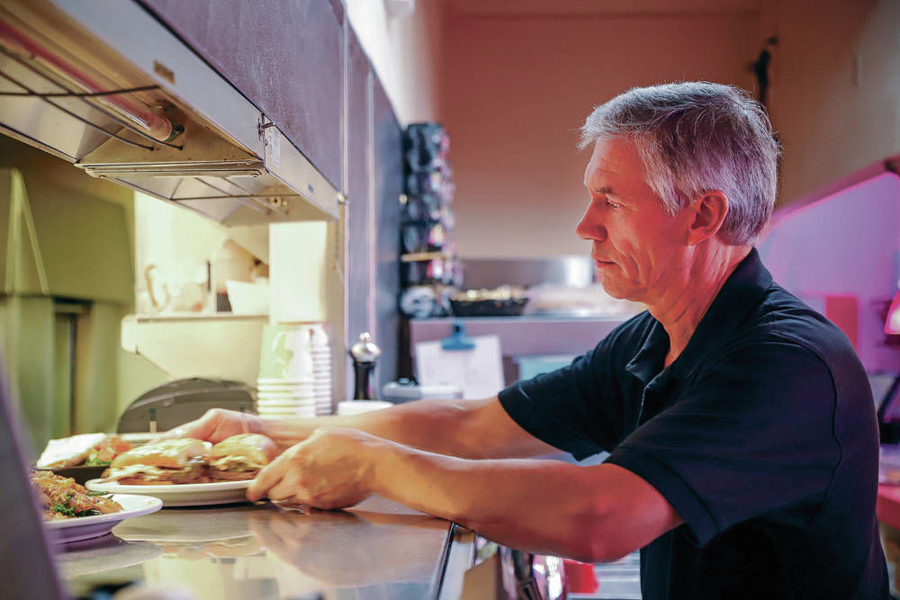 Joe’s Dining marks 16 years providing locally sourced food on the south side